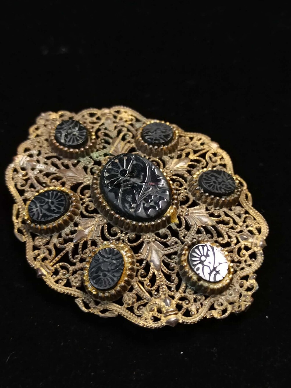Vintage 1960s Filigree Black Onyx Cabochon Brooch Pendant Victorian Revival - Picture 10 of 12